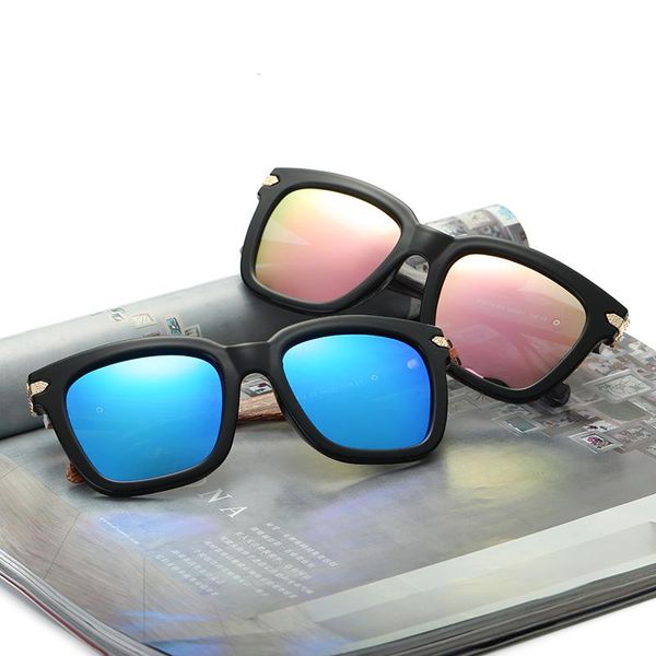 

new sunglasses male korean big frame polarizing sunglasses fashion women polarized, White;black