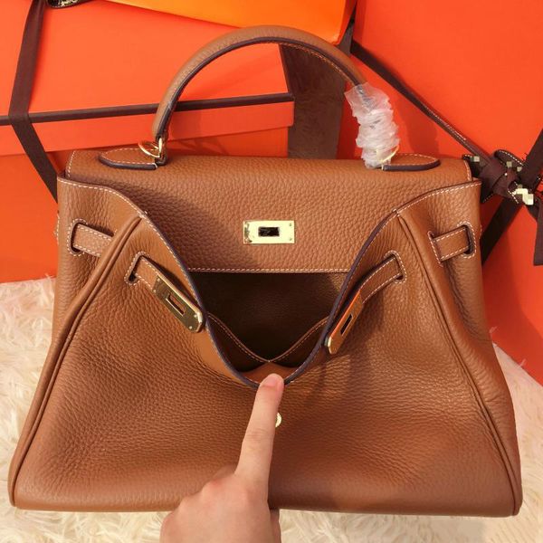 

europe and america famous name fashion retro versatile handbag literature genuine leather various colors lock catch inclined shoulder bag