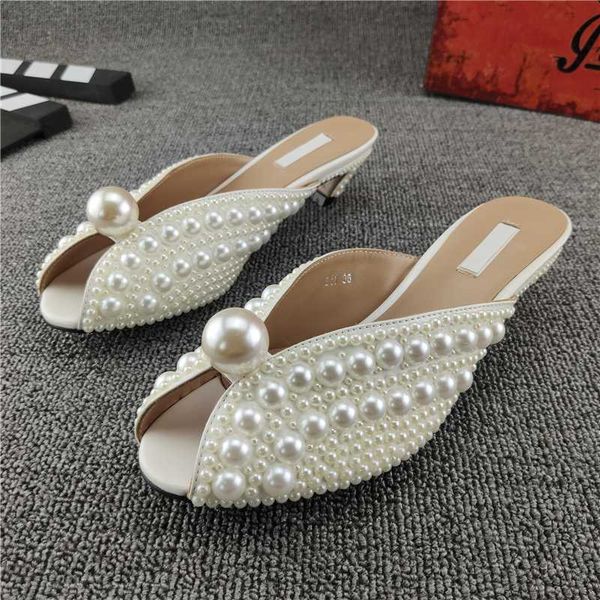 

fashion pearl women sandals sandals leather vacation women shoes 2020 summer round toe thin heels zapatos de mujer, Black