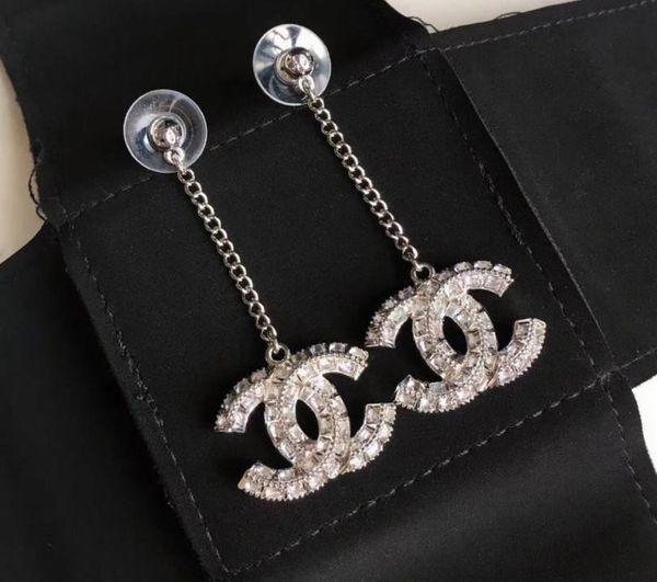 

2020 new fashion jewerly famous brand stud steel thread earrings 18k gold plated stainless steel classical love gem earrings for women, Golden;silver