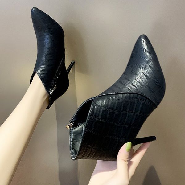 

2020 new autumn women fine heel high heel short children pointed stiletto snow boots fashion boots mujer winter boots, Black