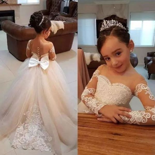 

Floor Length Bow Transparent Long Illusion Sleeve A Line Flower Girl Dress 2020 3D Appliques First Communion Birthday Party Gown Tulle Lace