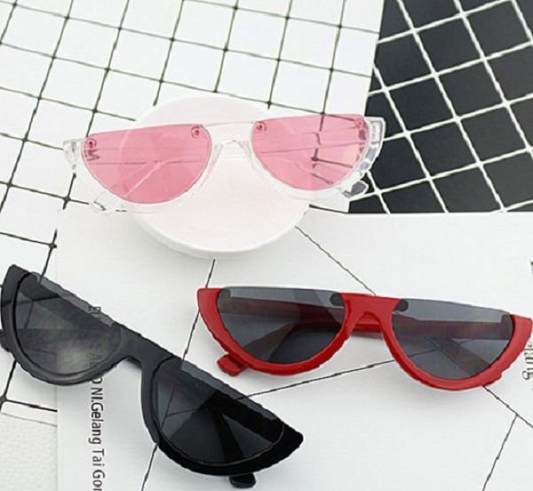 

2020 горячих солнечных очки половина рамки панк тенденции желе цвета девушка поляризованными очки улица съемка унисекс очки, White;black