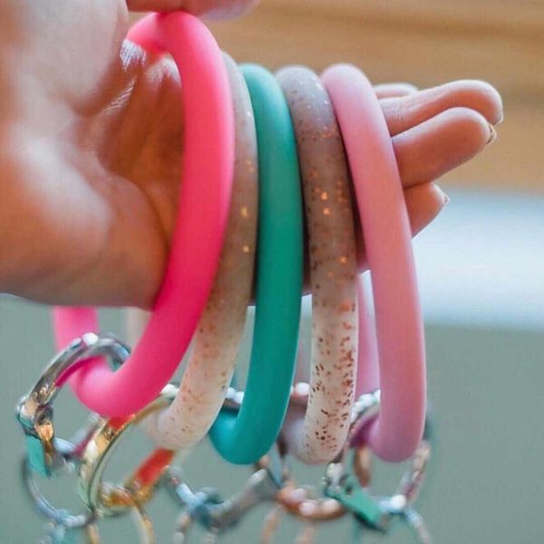 

fashion leather oversize keychains rainbow tassel big o o key chain custom circle jewelry women kryring wrist strap, Slivery;golden