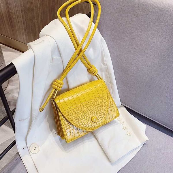 

women leather handbags rocodile pattern sac a main female leather messenger bag panelled flap bags for girls bolsa