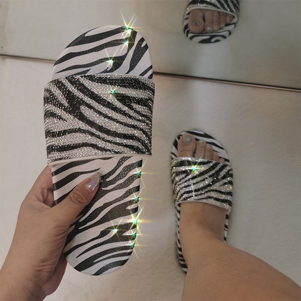 

women summer slippers zebra pattern snake pattern shiny slippers ladies flat woman slides rubber 2020 new casual indoor, Black