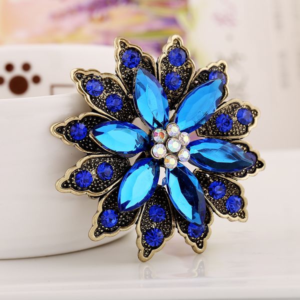 

european and american fashion jewelry flower accessories brooch, Gray