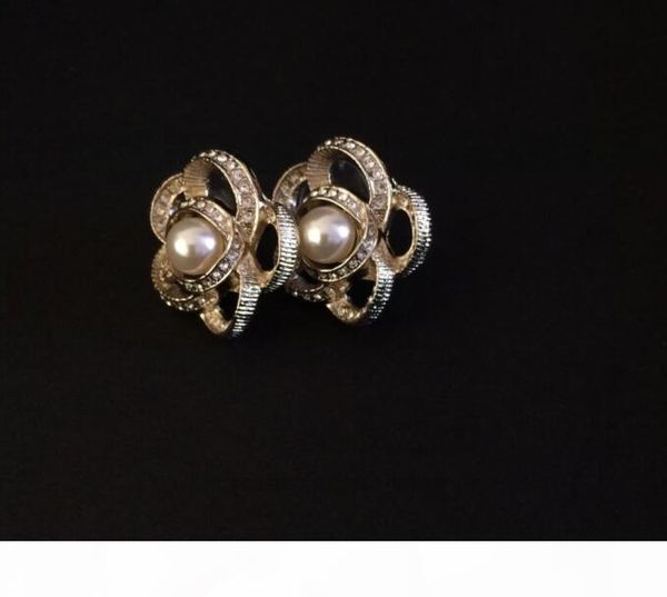 

classic camellia earrings crystal pearl earrings for lady women stud earrings wedding jewelry for bride with flannel bag, Golden;silver
