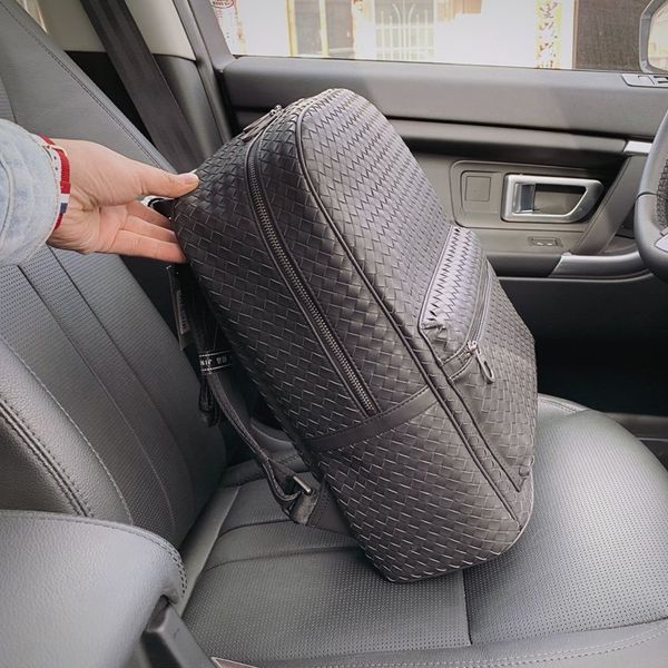 

2020 new luxury designer backpack mens large capacity designer double shoulder bags fashion outdoor travel bags message bag l 20042903w