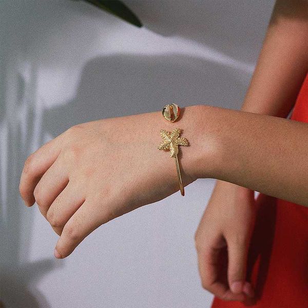 

new fashion bangles for women trendy summer beach style golden color starfish shell shape decoration bangles female, Black