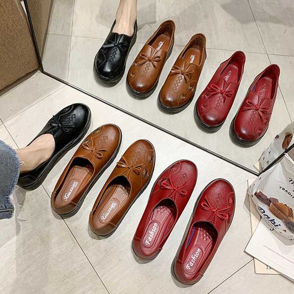 

ретро женщины обувь вышивка обувь оксфорд черный мокасины тиснение скольжения на комфортное бабушки plus размер 8617n, Black