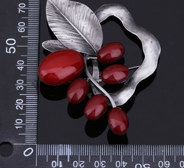 

2020t vintage leaves brooches for women 2018 resin plant brooch pins jewelry in many colors wholesale, Gray