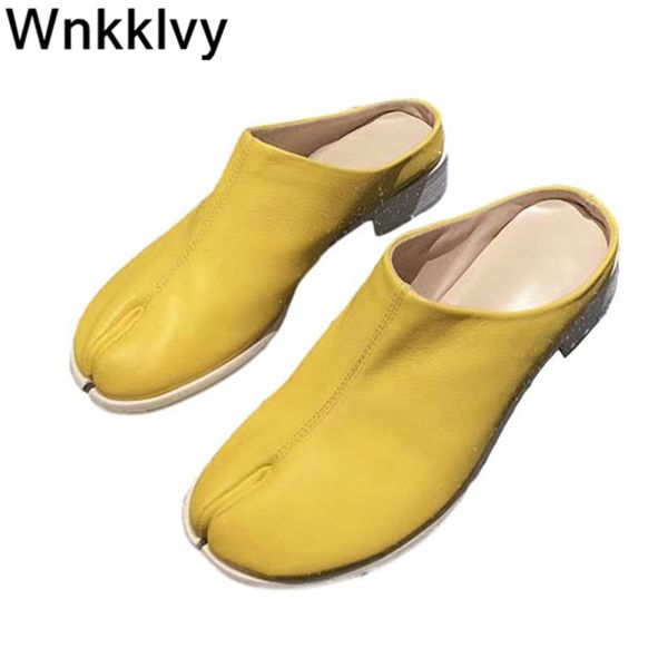 

new summer beach slippers slip on flipflops split toe lazy mullers flat shoes casual outdoor sandals female women loafers 2020, Black