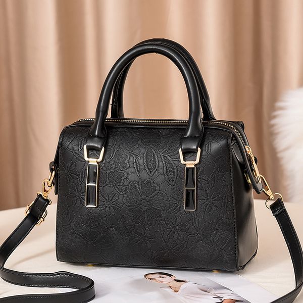 

women's 2020 new style classic printed vintage handbag shoulder bag