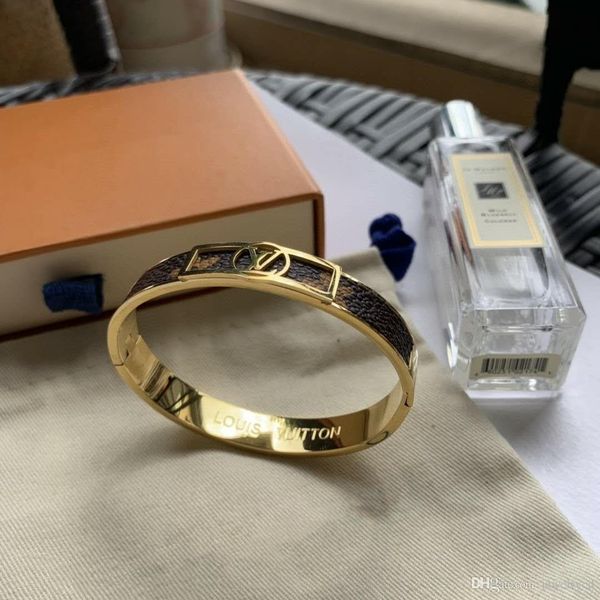 

the new presbyopia rigid body three optional bracelet jewelry women bracelet, Black