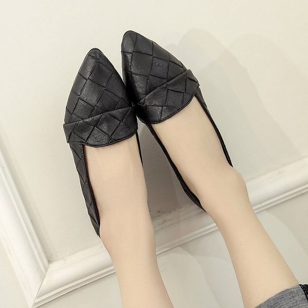 

casual flat shoes woman new summer breathable comfortable soft-soled shoes pointed toe shallow flat women 553, Black