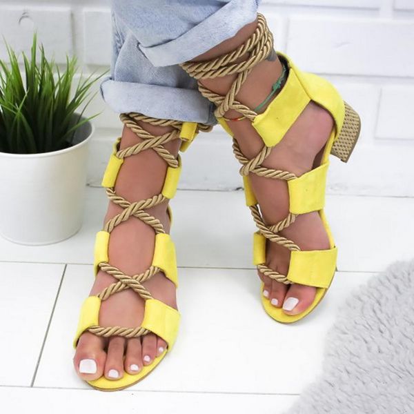 

new 2020 summer new style with suede cross rope europe and large size women's shoes sandals, Black
