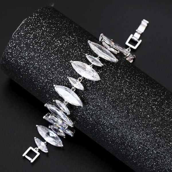 

6 styles luxury bracelet cubic zircon paved precision rhodium plating summer girlfriend gift xiumeiyizu brand jewelry, Black