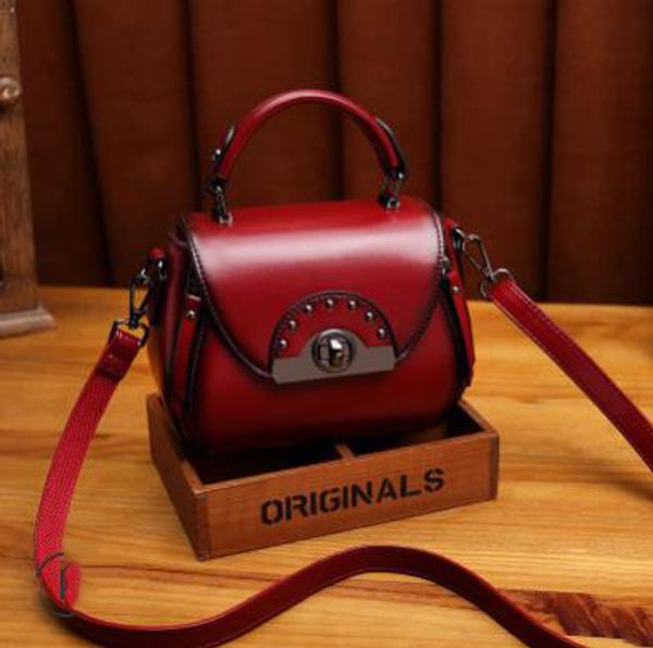 

classic fashion handbags female handbags shoulder bags totes woman popular new trend special style elegant urban lady 20 high quality