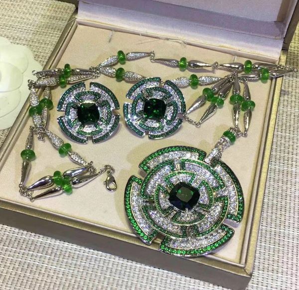 

wholesale new designer flower earrings 18k white gold plated pendants necklaces designer party jewelry sets for women, Silver