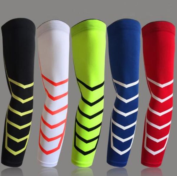 

1 piece basketball long arm sleeve elbow elastic breathable sports safely elbow arm warmers pad cycling support protectors, Black;red
