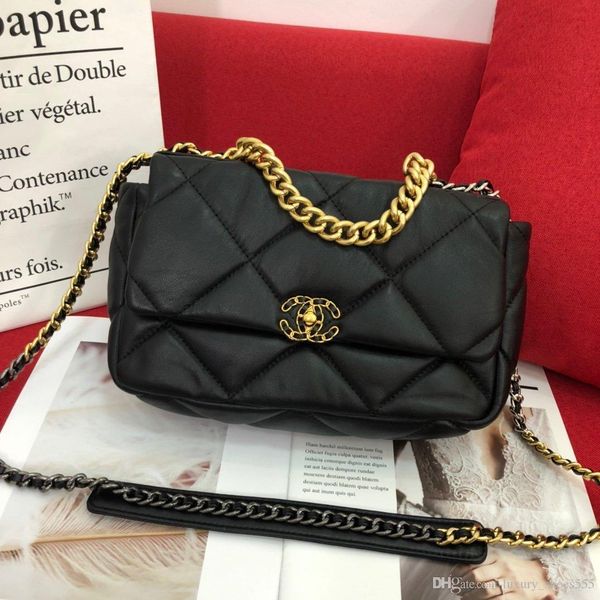 

classic lady cross-body bag high-end custom quality cross-body bag single shoulder bag fashion style gold metal accessories with non-detaad