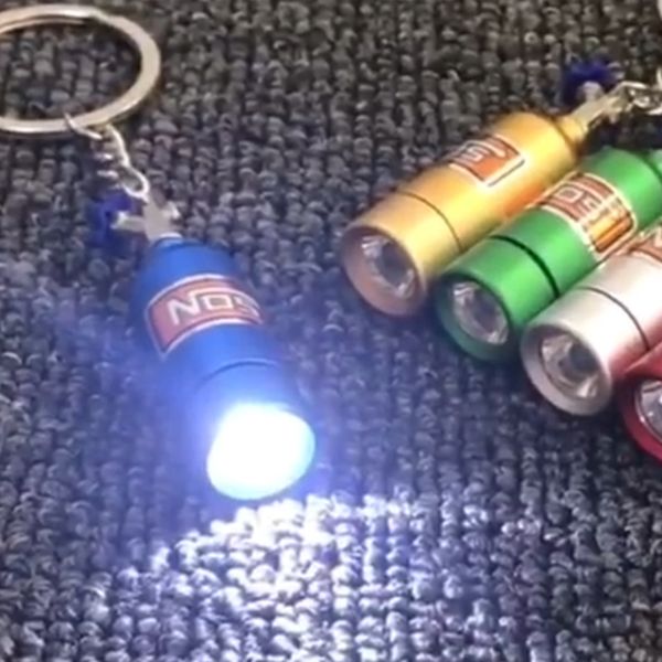 

nitrogen bottle metal key chain key ring holder with led lightcar keychain pendant jewelry for women men unique mini keyring, Silver
