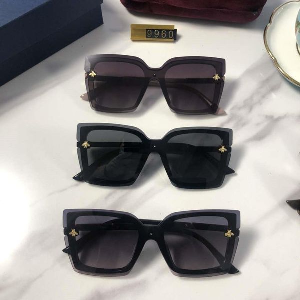 

Lady Designer Sunglasses Luxury Sunglasses Women Beach Goggle Glasses UV400 Bee 9960 5 Colors Highly Quality with Box