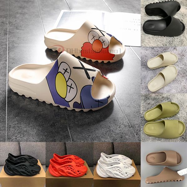 

2020 new kanye west resin slides foam runner sandal bone desert sand triple black white red design slipper for men women kids loafers