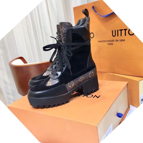 

2021 fashion luxury ladies knight boots with fashion ankle boots thick heel martin boots size 35-42, Black