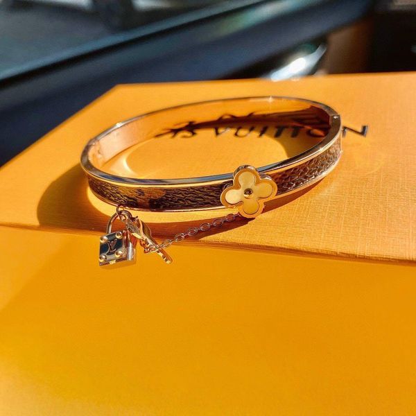 

fashion open bracelet classic letter sterling silver 925 bracelet inner diameter bracelet fashion jewelry supply with box g39, Black