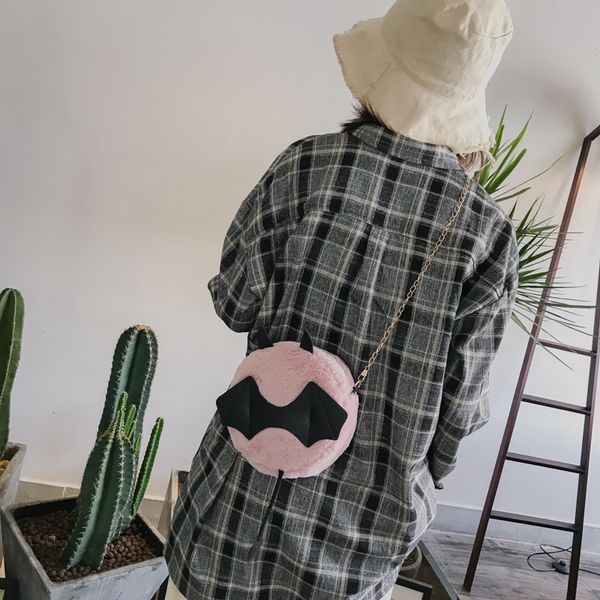 

wild messenger high-end handbags new korean version of the ocean portable small round bag broadband packet