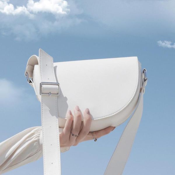 

solid color saddle bag 2020 fashion new pu leather women's designer handbag casual flip shoulder messenger bag