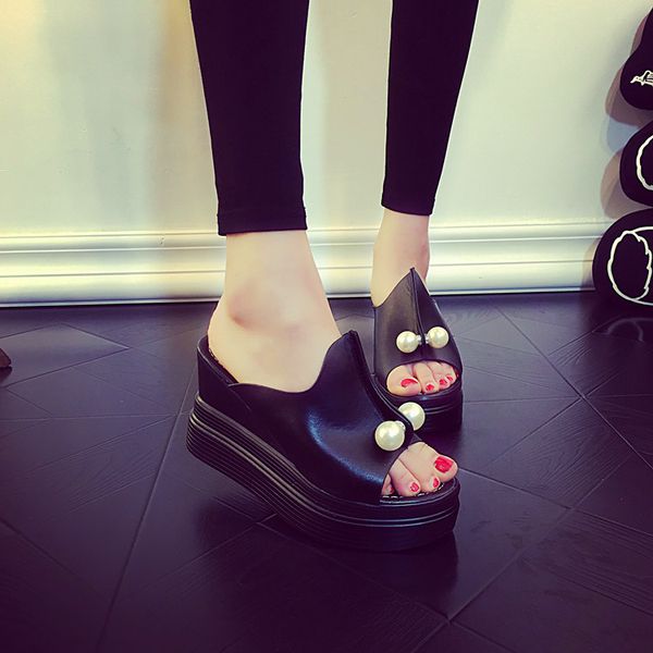 

2020 summer slope heel beach shoes non-slip thick bottom muffin bottom slippers high heel fish mouth pearl sandals and slippers, Black