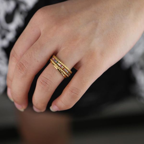 

4piece/set classic ring for women fashion jewelry gold color round band eternity love gift rings, Golden;silver
