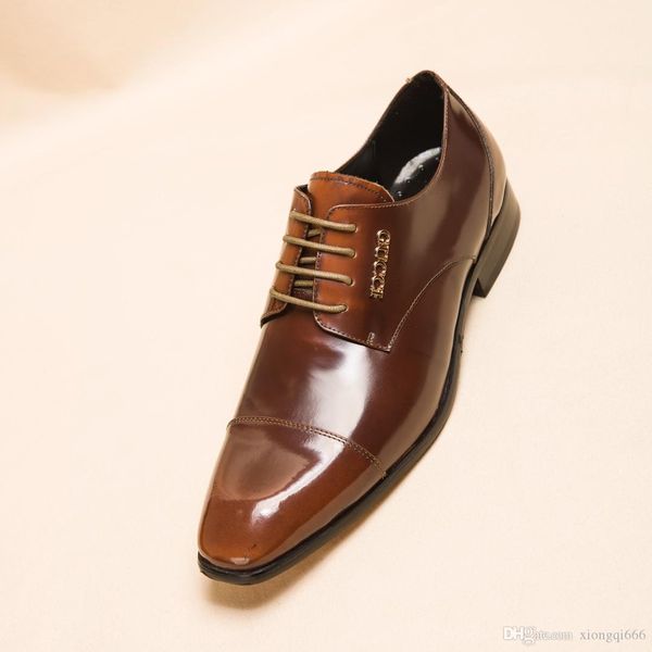 

2020 new fashion men's leather shoes, comfortable and versatile casual shoes, high-quality men's shoes, Red;white