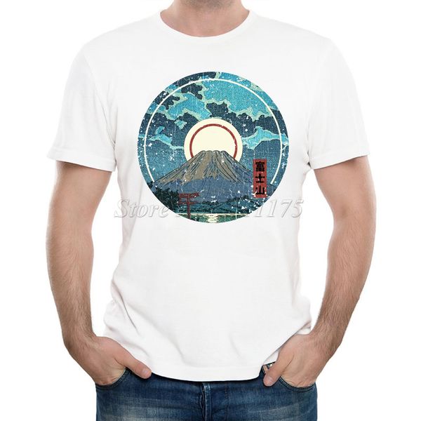 

new arrivals 2019 men's fashion fuji moon printed t shirt cool summer casual tee