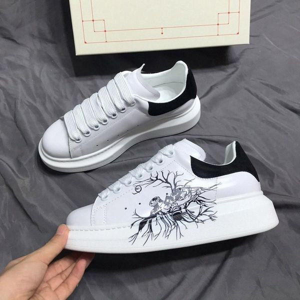 

triple white leather platform sneaker man woman fashion casual shoes 2020 flat athlete leisure shoes with box outdoor party, Black
