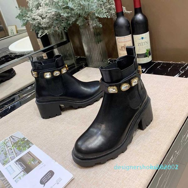 

2020 new women designer shoes martin desert boot real leather medal coarse non-slip women winter shoes booties size 34-41 d01, Black