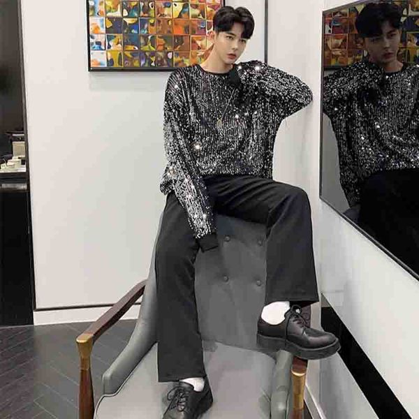 

performer's nightwear, men's shop, wei singer's pullover personality coat, retro hairstyle, round neck, shining clothes, male, White;black