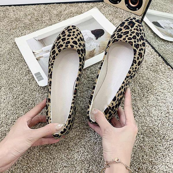 

women's casual flat shoes loafers women brand leopard shoes slip on trend platform breathable comfortable fashion plus size 2020, Black