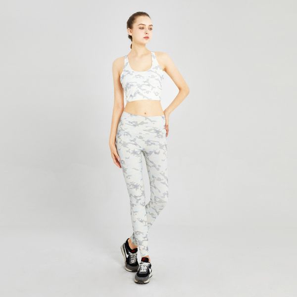 

woman sportwear yoga set seamless gym set crop bra pad elastic high waist yoga pant wear running clothing tank leggings, White;red