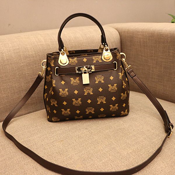 

bucket bag women bag fashion lock simple wild casual shoulder printed luxury ladies designer handbag