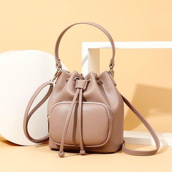 

2020 female bag new fashion wild portable bucket bag niche shoulder messenger