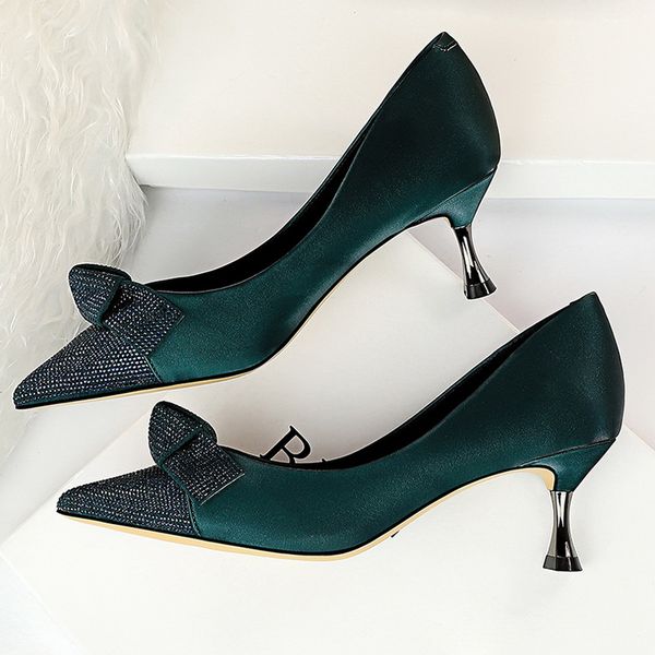 

2020 women 5.5cm high heels low kitten heels green fashion pumps sequin crystal stripper escarpins lady party wedding shoes, Black