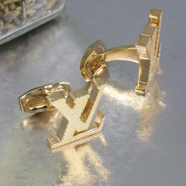 

2 styles 8 colors l men shirt cufflink fashion copper cuff links for wedding gift (no box, Silver