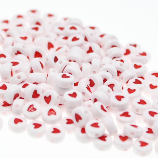 100 pezzi di gioielli di moda con cuore d'amore, perline tonde piatte in acrilico per la creazione di gioielli artigianali fai da te