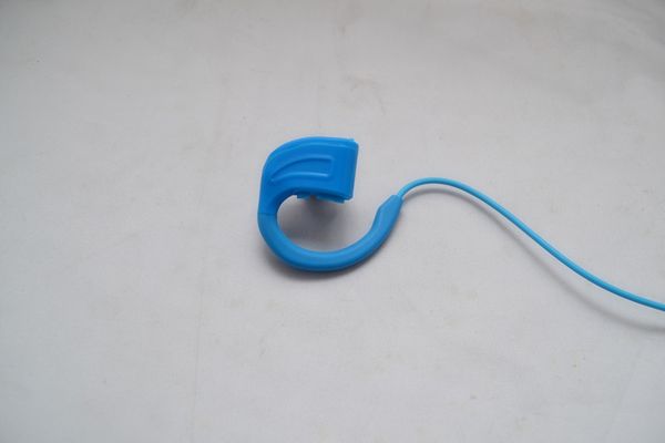 

new earhook bluetooth earphone with speaker and volume control,powerful bass sound and software earhook for sport