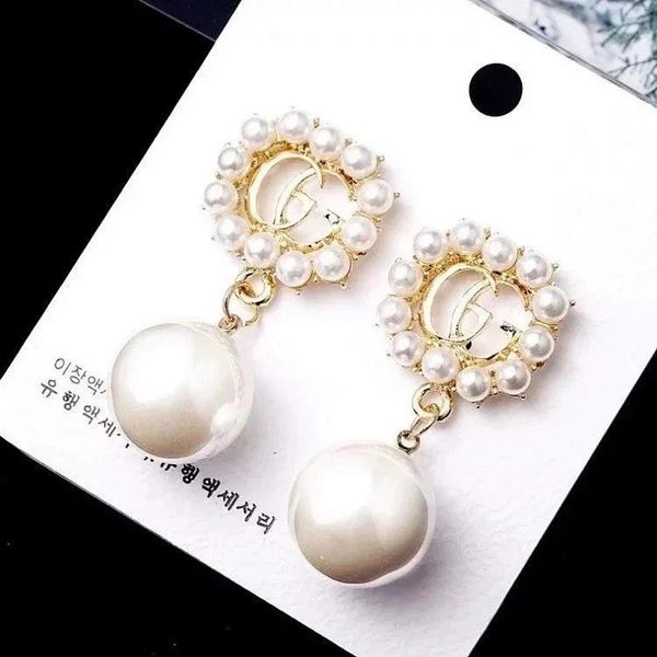 

Special Offer Fashion Women Gold Designer Earrings Crystal Tassel Letter Earrings Bling Rhinestone Pearl Earring for Couple Top Quality