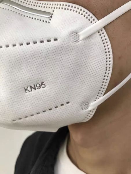 

The 5-layer structure of Kn95 mask is odorless and pollution-free. The rubber band has good elasticity, comfortable to wear, good protection